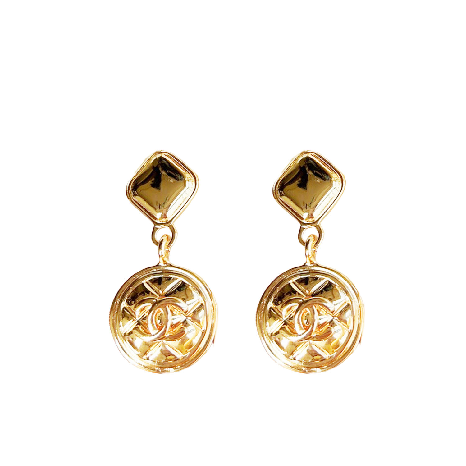 CCE434 vintage Gold CC logo earring clip - ccjewelryacc