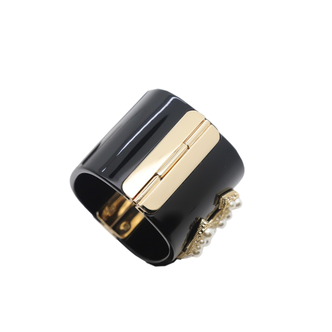 CCS081 CC acrylic cuff Bracelet - ccjewelryacc