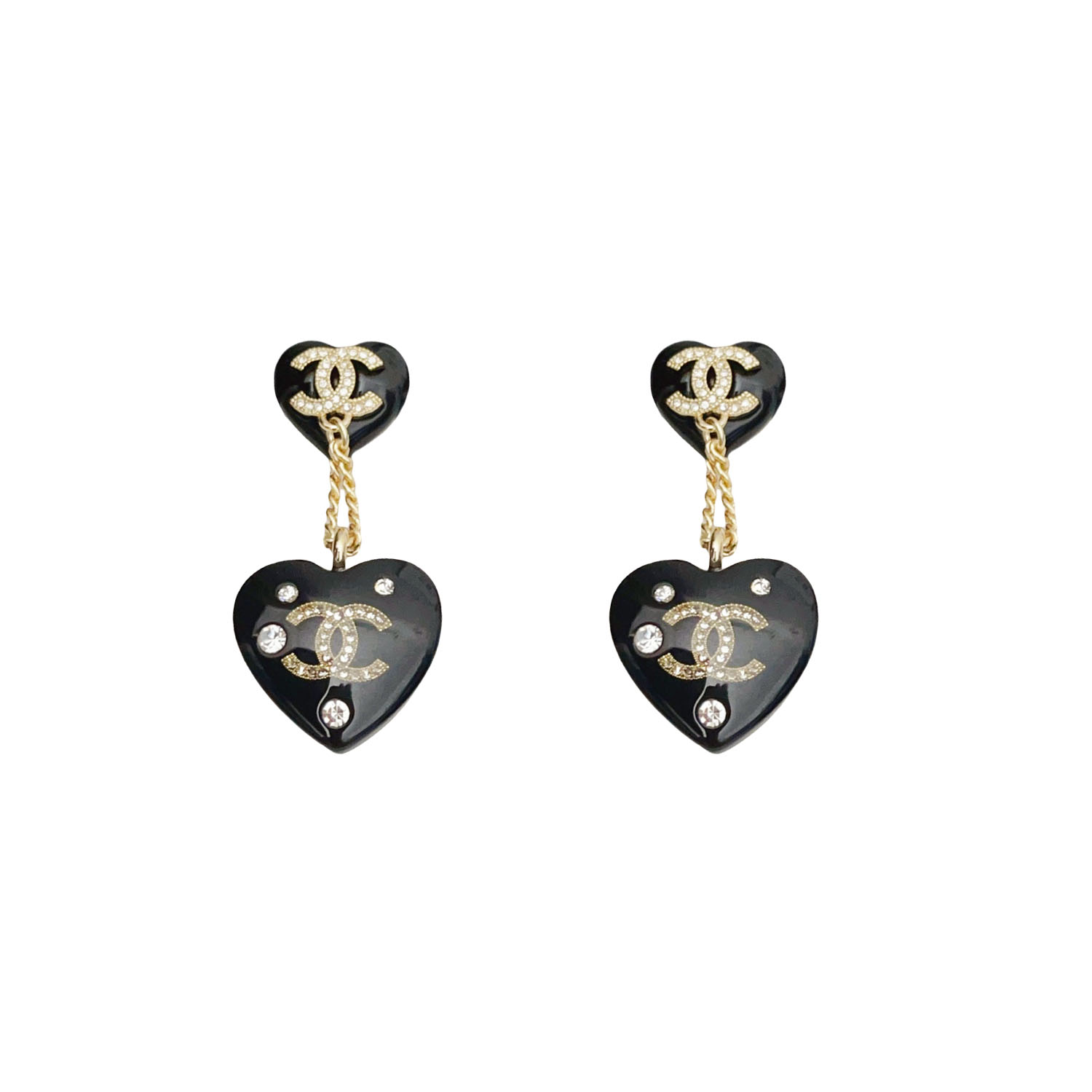 CCE265 24B Black heart with CC logo stud earring - ccjewelryacc