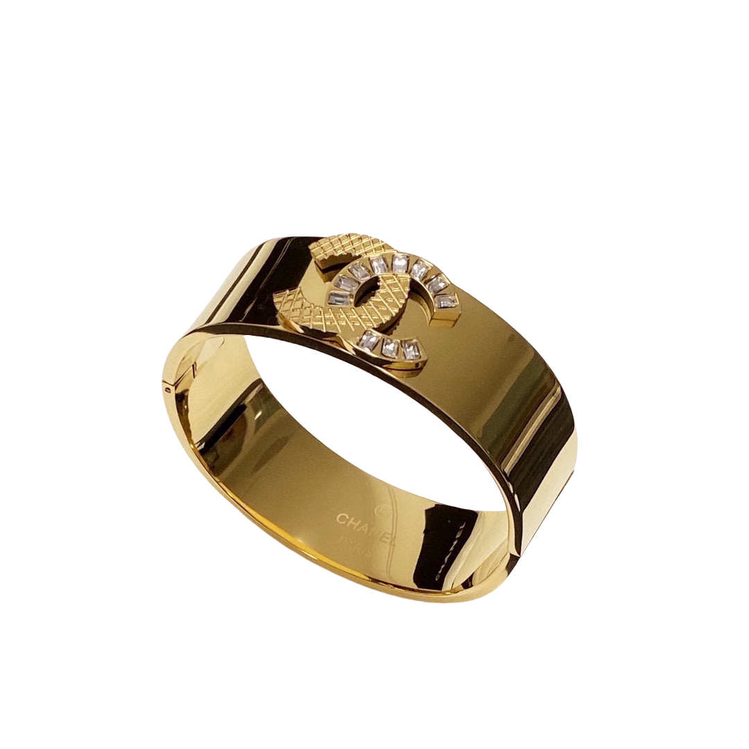 CCS128 Metal diamond cc logo wide cuff bracelet - ccjewelryacc