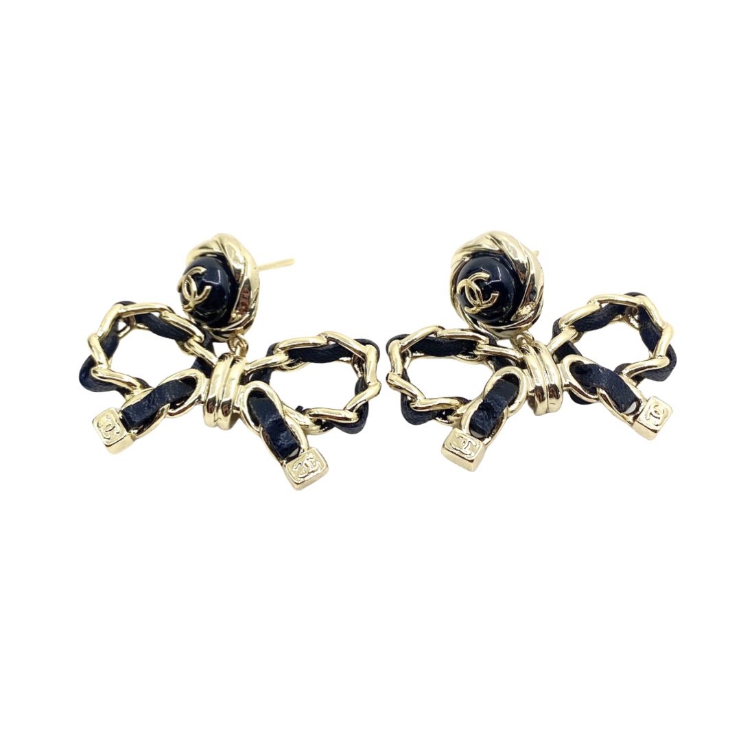 CCE069 Metal leather bow with CC logo earring - ccjewelryacc