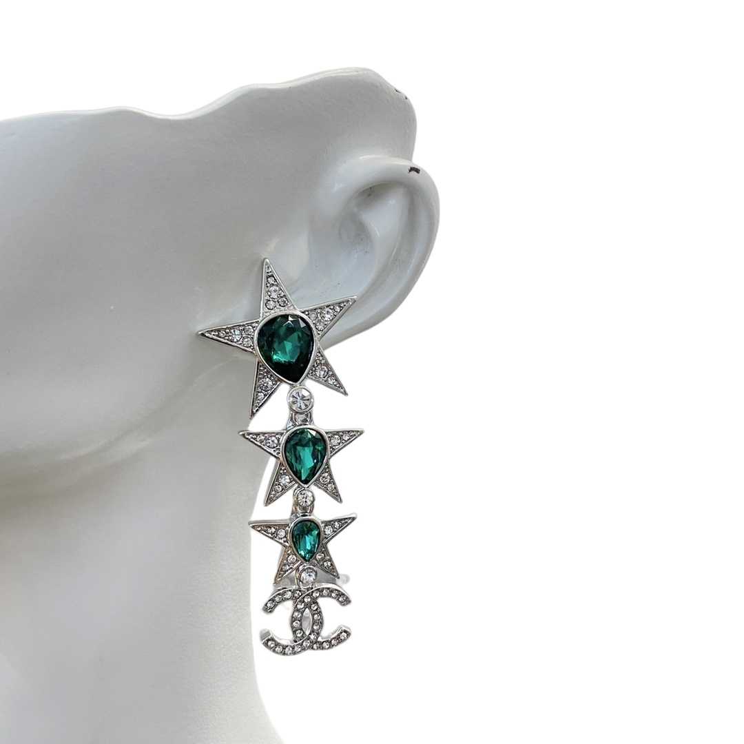 CCE830 Green gemstone star CC logo earrings - ccjewelryacc