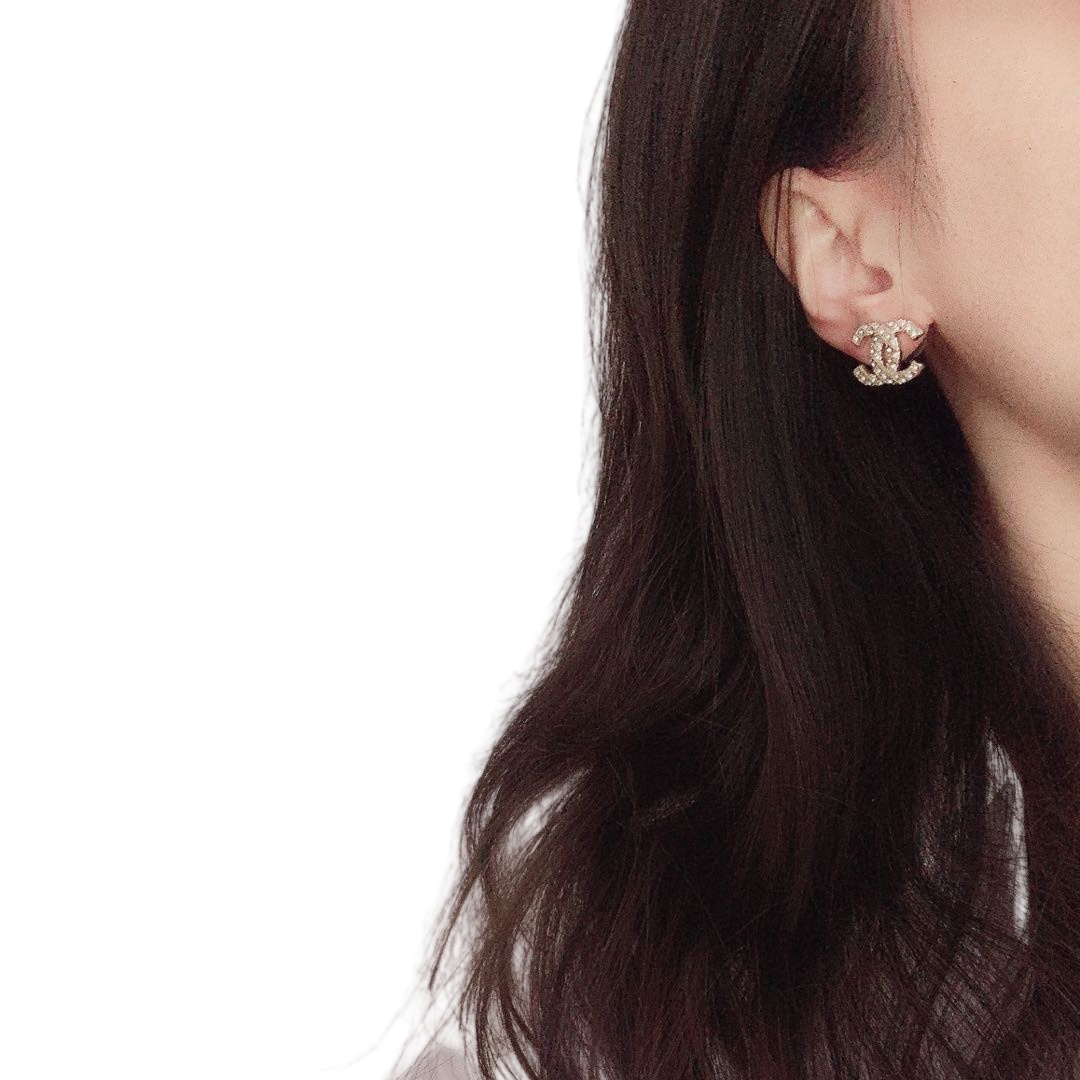 CCE207 Metal crystal cross design CC logo stud earring - ccjewelryacc