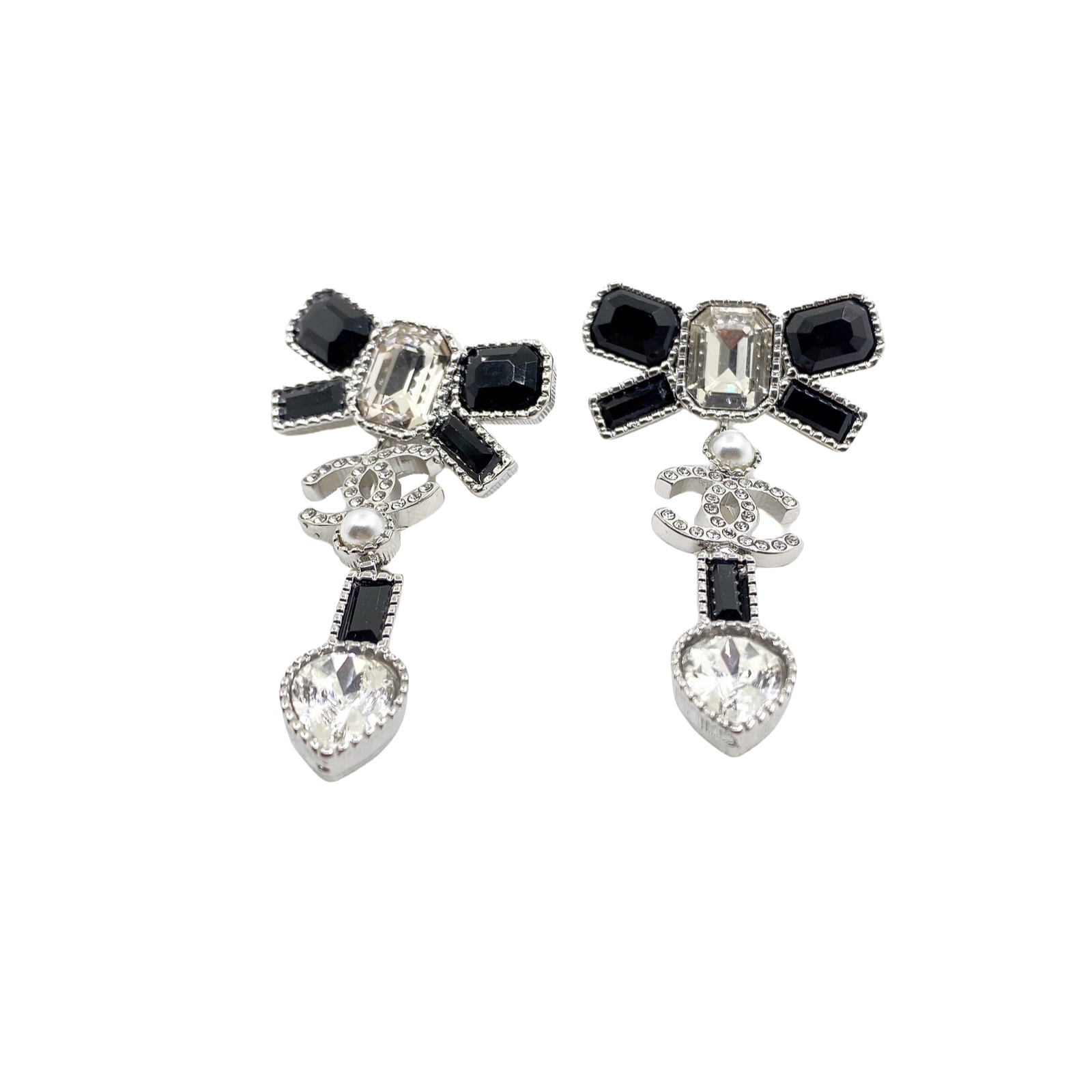 CCE020 Black and white crystal bow CC drop earring - ccjewelryacc