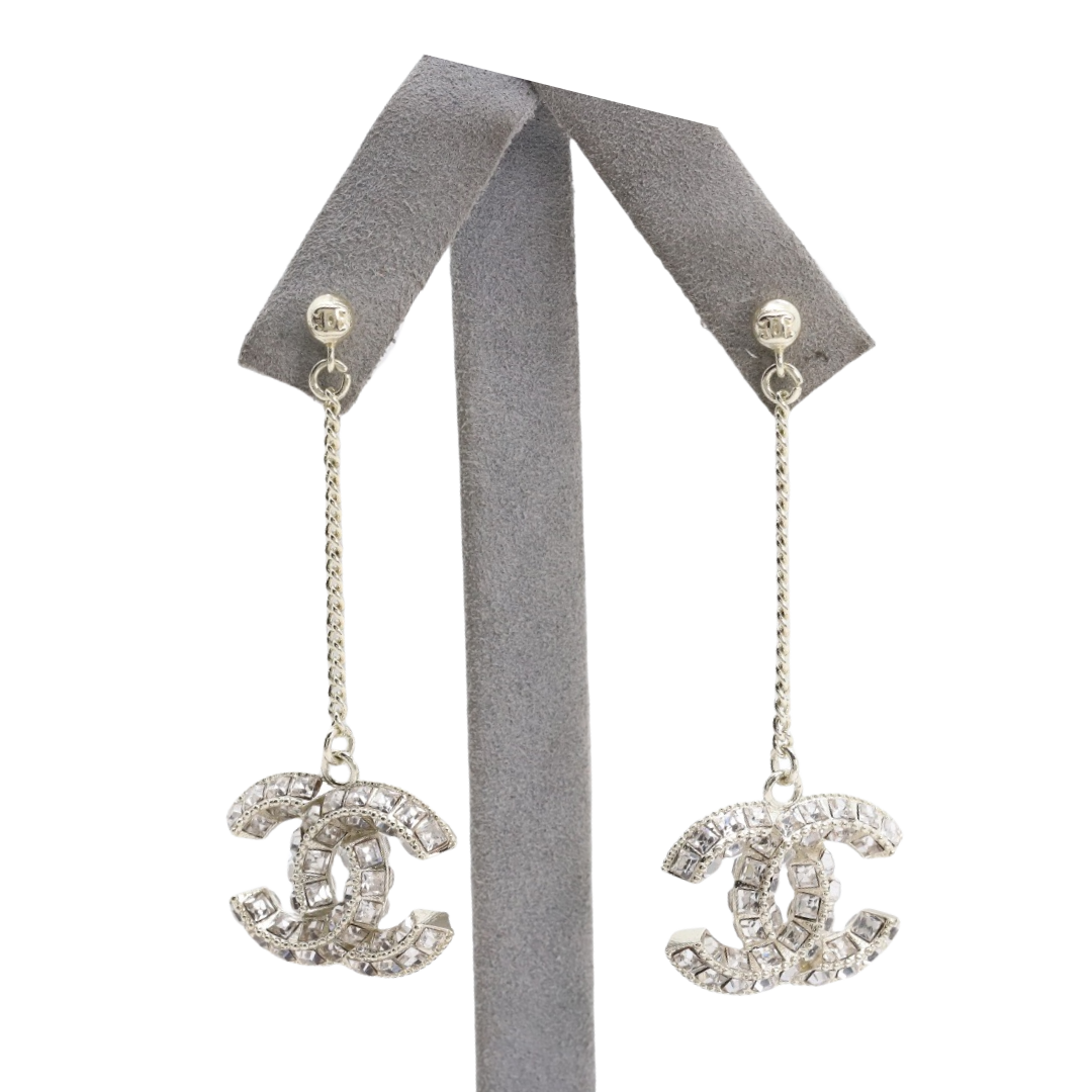 CCE156 Crystal sparkling CC Logo earrings - ccjewelryacc