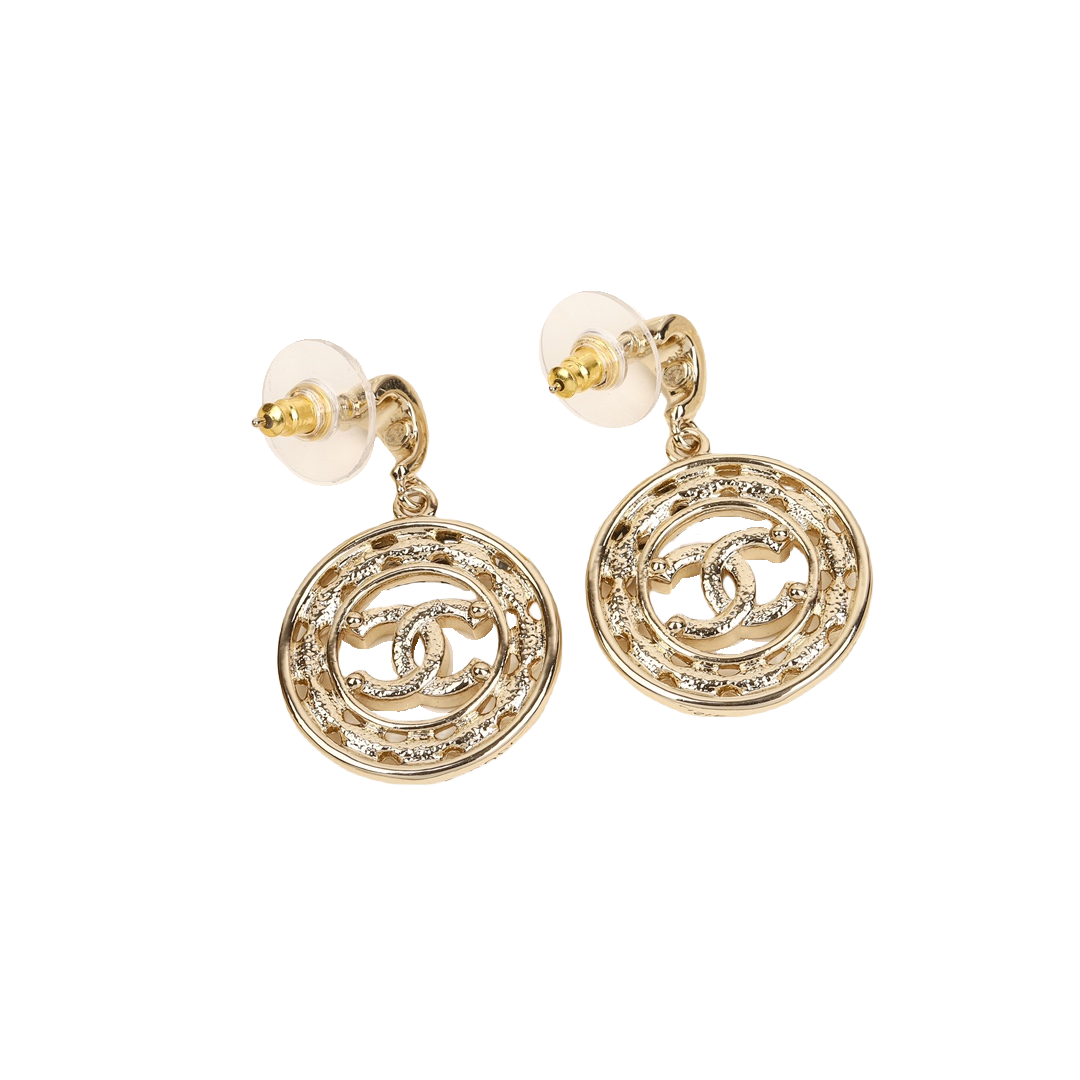 CCE846 24B Round piercing with cc logo stud earring - ccjewelryacc