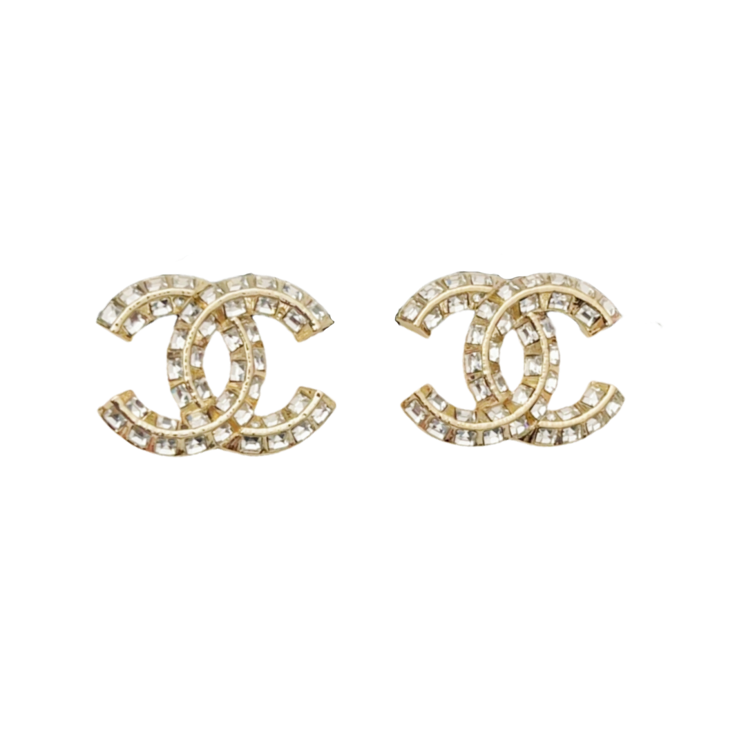 CCE156 Crystal sparkling CC Logo earrings - ccjewelryacc