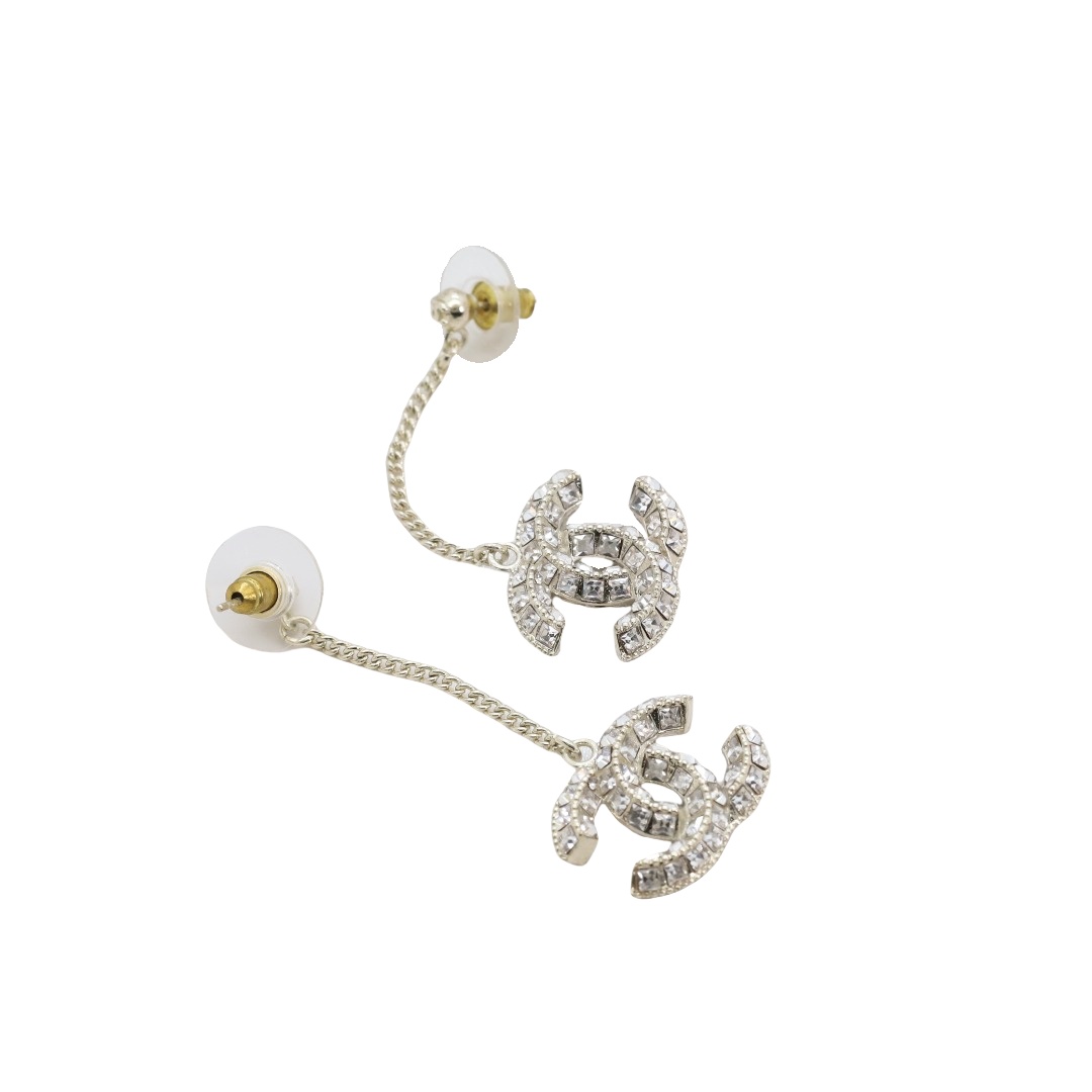 CCE156 Crystal sparkling CC Logo earrings - ccjewelryacc