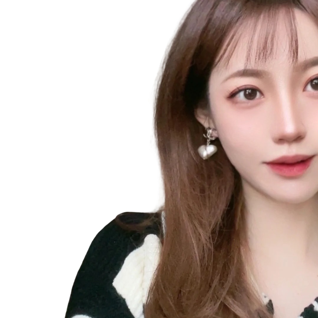 CCE061 White resin heart with CC logo earring - ccjewelryacc