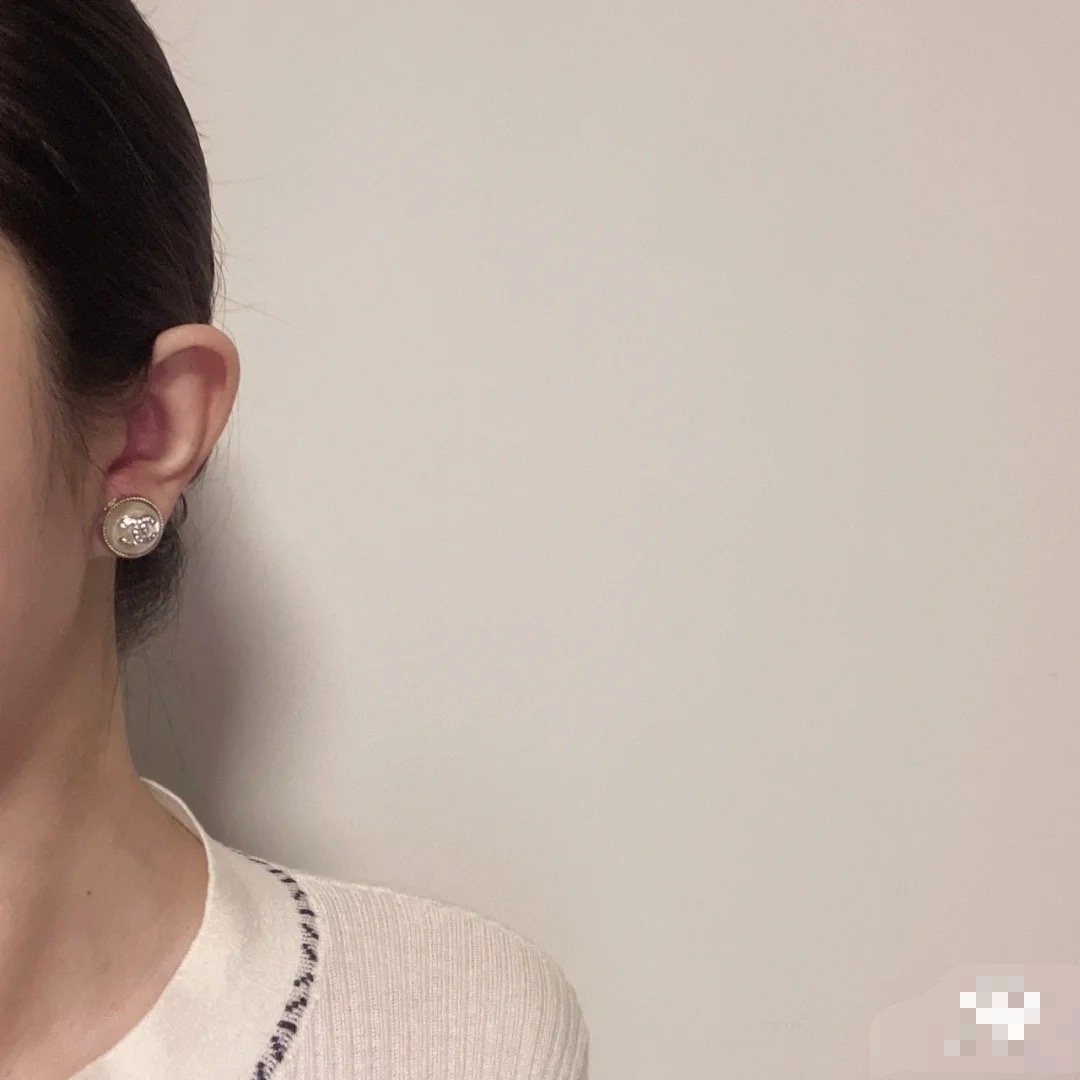 CCE707 Pink/black/white Round Ball bean with crystal cc logo stud Earring - ccjewelryacc