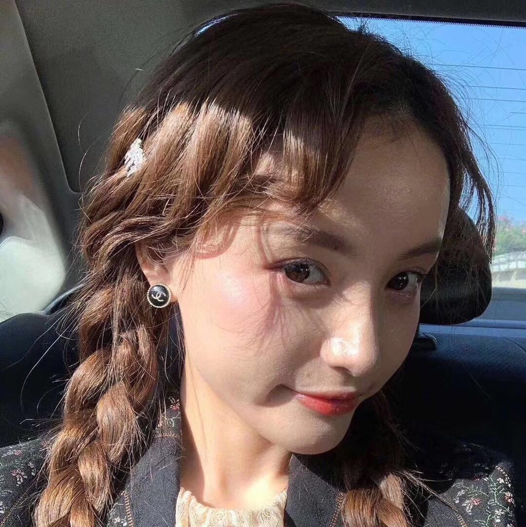 CCE211 Metal Black button with CC logo stud earring - ccjewelryacc