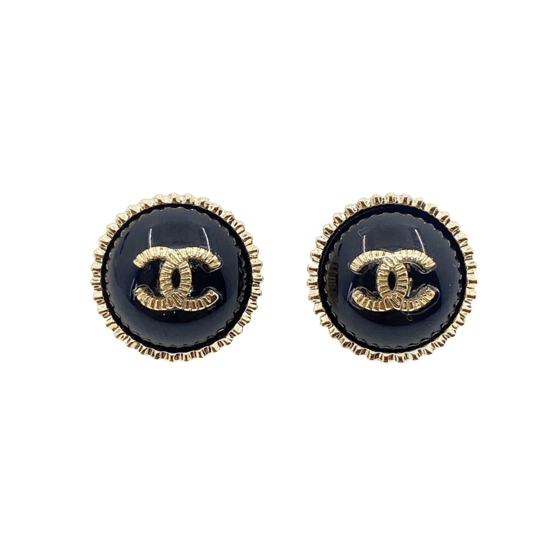 CCE211 Metal Black button with CC logo stud earring - ccjewelryacc