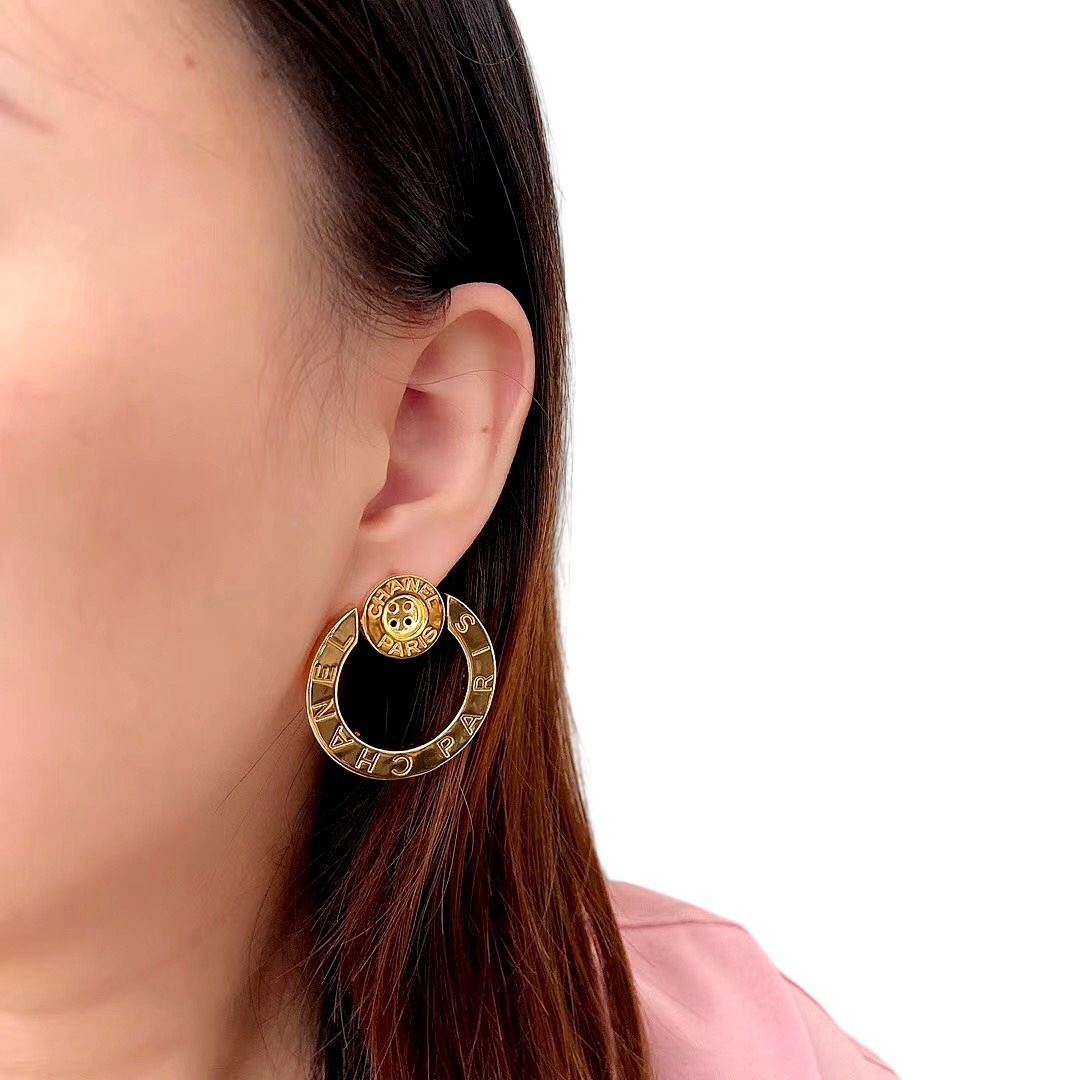 CCE159 Vintage Gold button with chanel paris letter engrave cc logo stud earring - ccjewelryacc