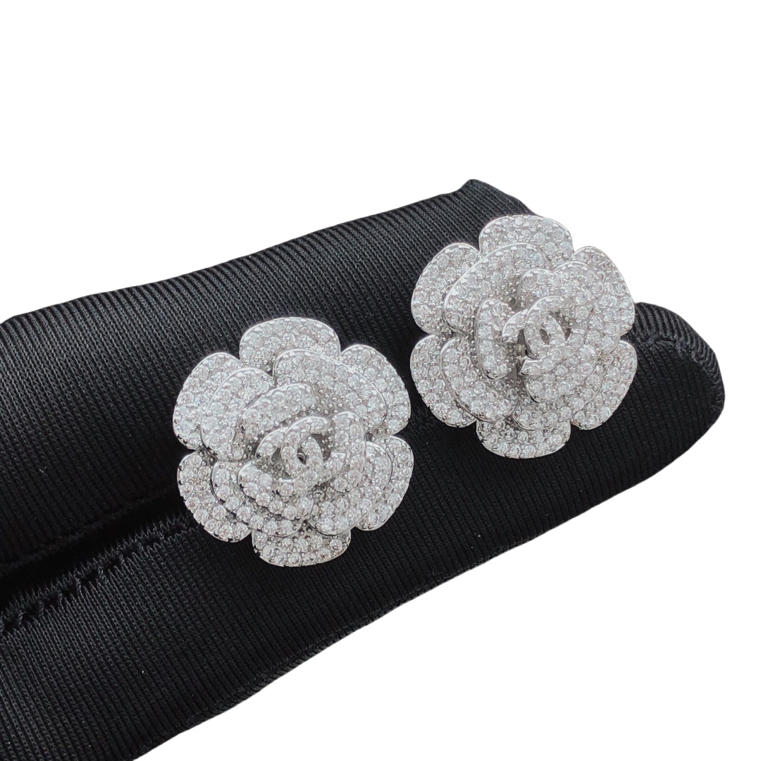 CCE018 Chanel Sparkling Crystal Camellia Flower Stud Earrings - ccjewelryacc