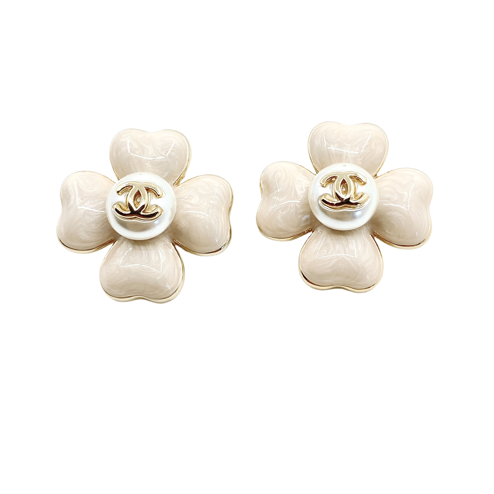 CCE183 Chanel Metal enamel Four-leaf flower with CC logo stud earring - ccfashionjewelry