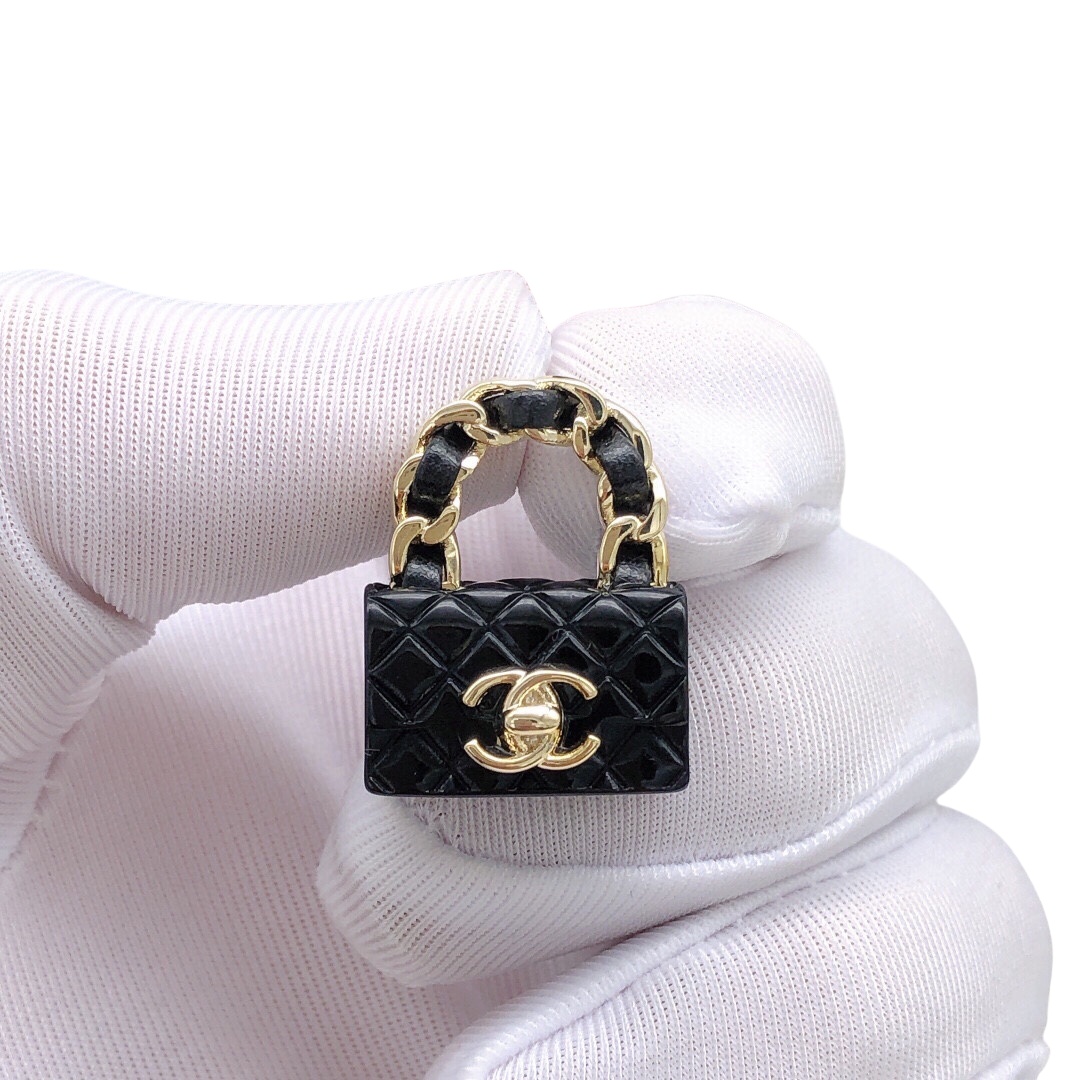 CCE840 Black cf bag hook earrings - ccjewelryacc