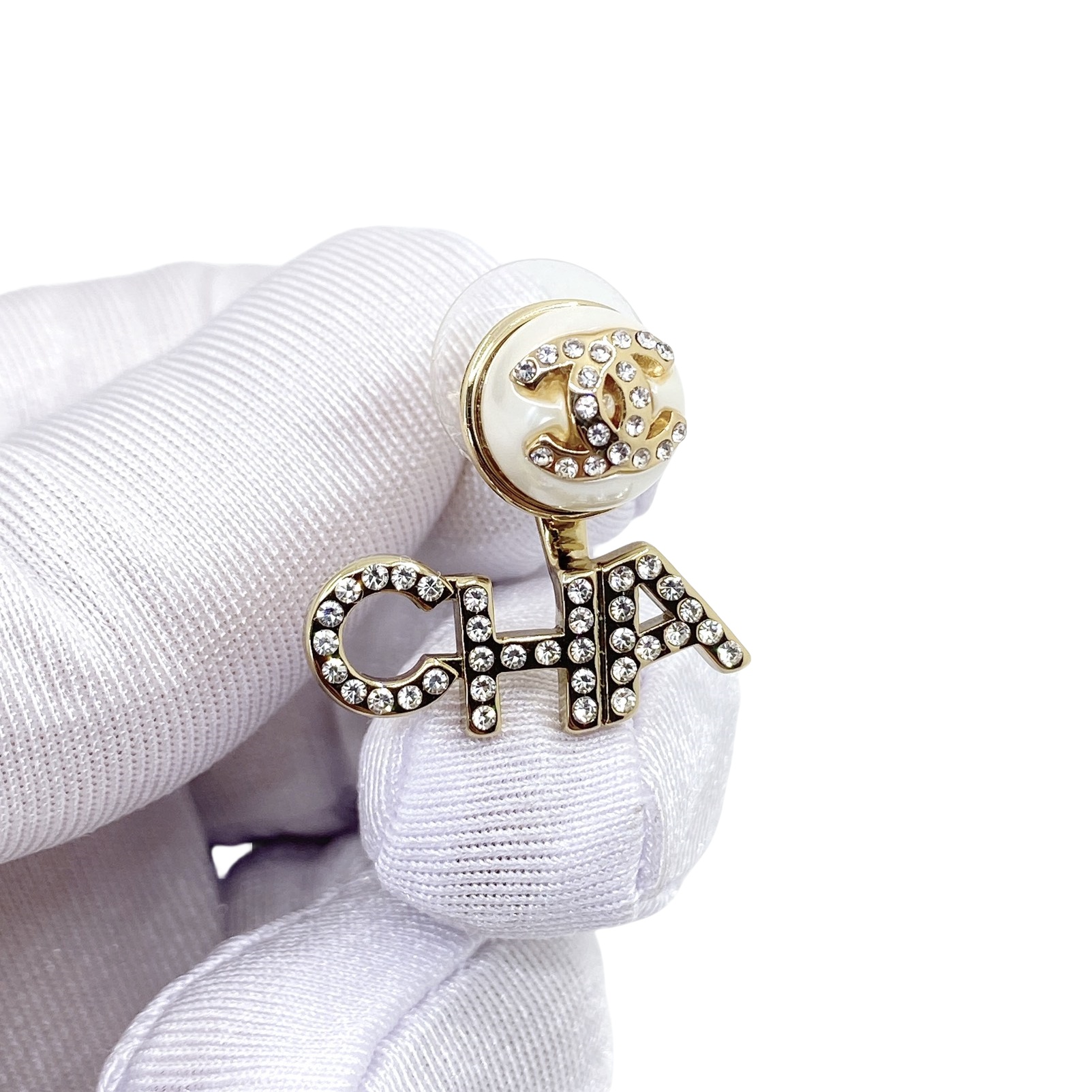 CCE244 Crystal CHA NEL letters with pearl cc logo stud earring - ccjewelryacc