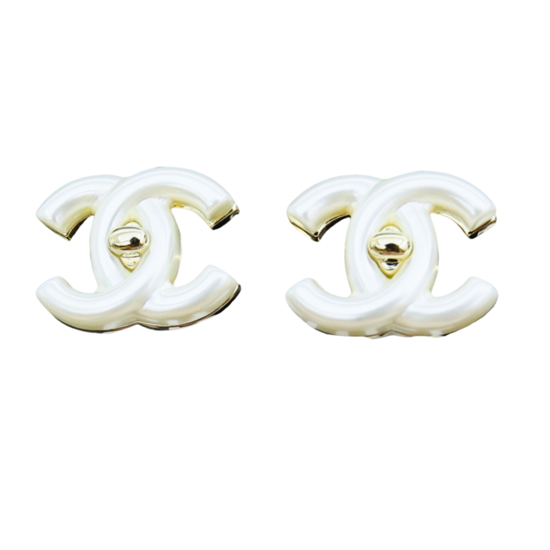 CCE798 White Resin CC Logo stud earrings - ccjewelryacc