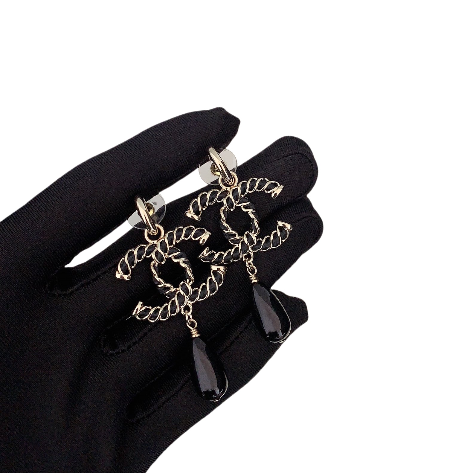 CCE033 Metal leather cc logo with black pearl drop earring - ccjewelryacc