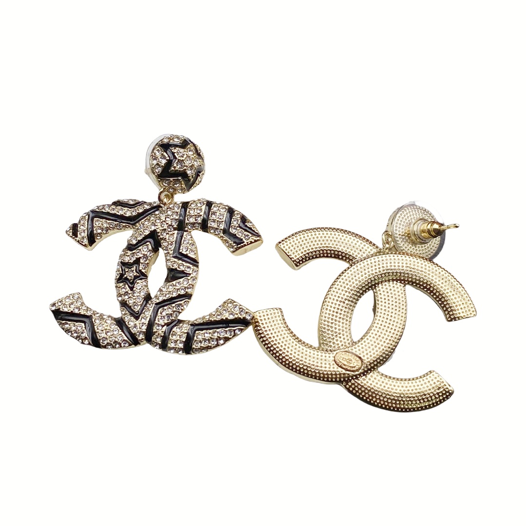 CCE284 Full crystal star Black paint cc logo hook earrings - ccjewelryacc