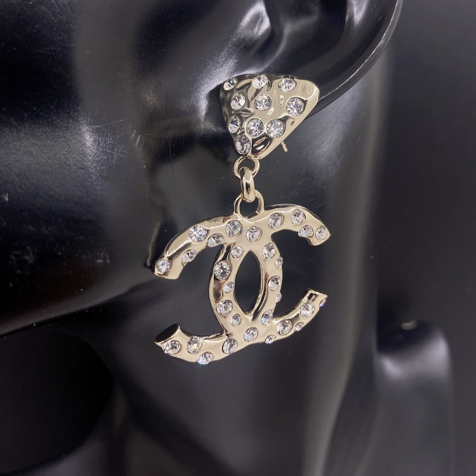 CCE857 24B Metal cc logo Pendant earring - ccjewelryacc