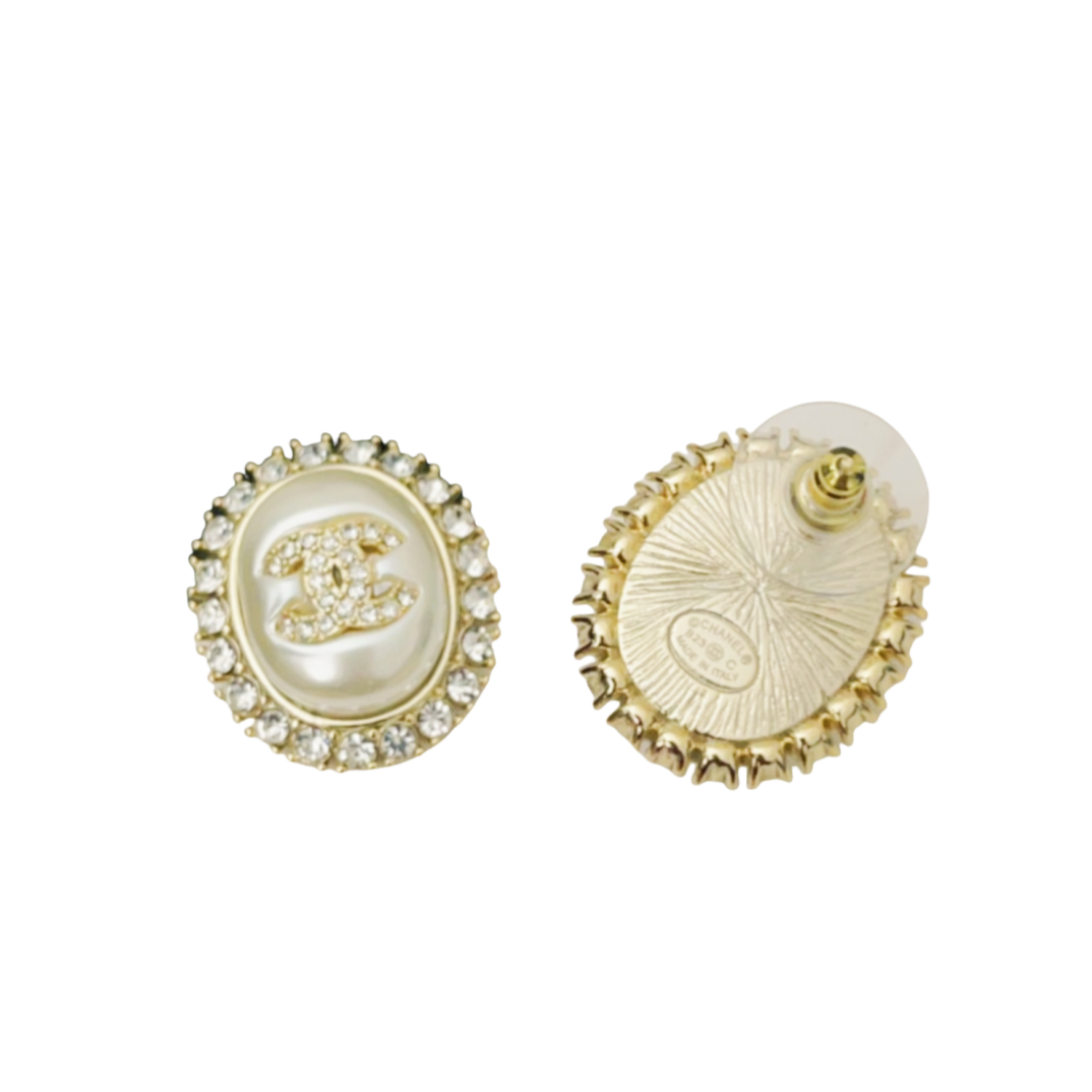 CCE194 Oval Pearl with crystal CC stud earring - ccjewelryacc