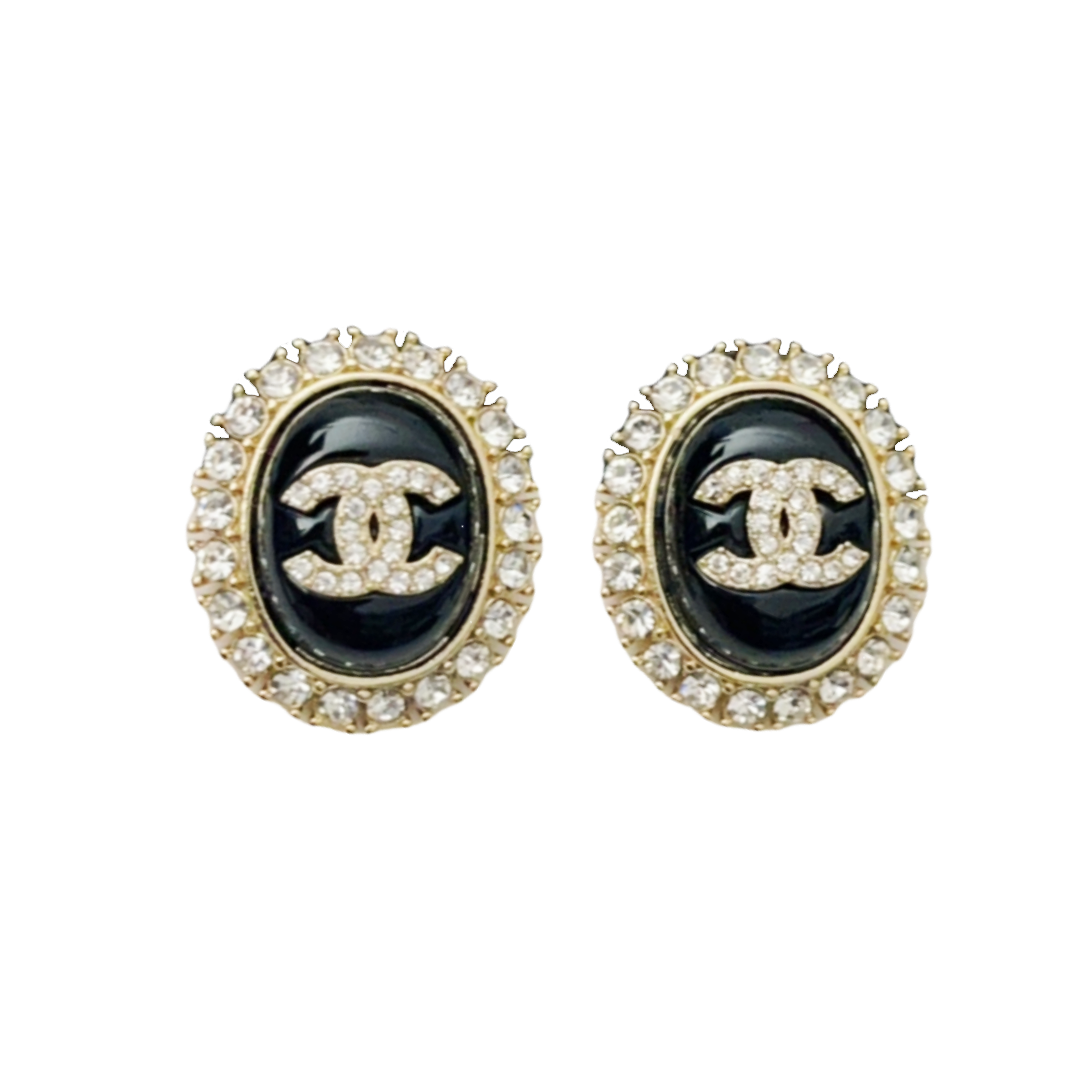 CCE194 Oval Pearl with crystal CC stud earring - ccjewelryacc