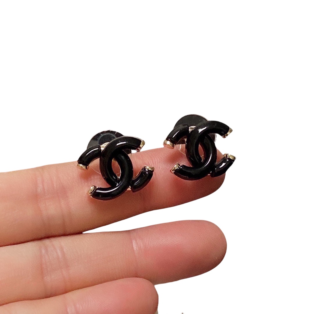 CCE275 White acrylic double C stud earring - ccjewelryacc