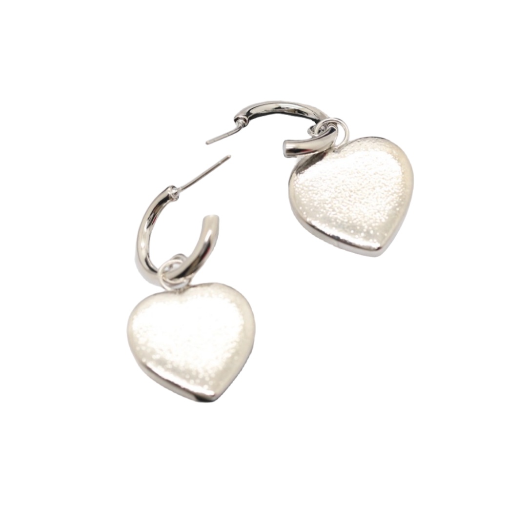 CCE260 Chanel resin heart with crystal with cc logo earrings - ccjewelryacc