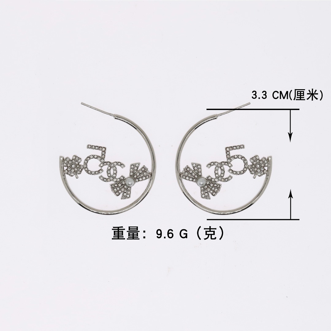 CCE014 Crystal pearl bow earring with CC logo - ccjewelryacc