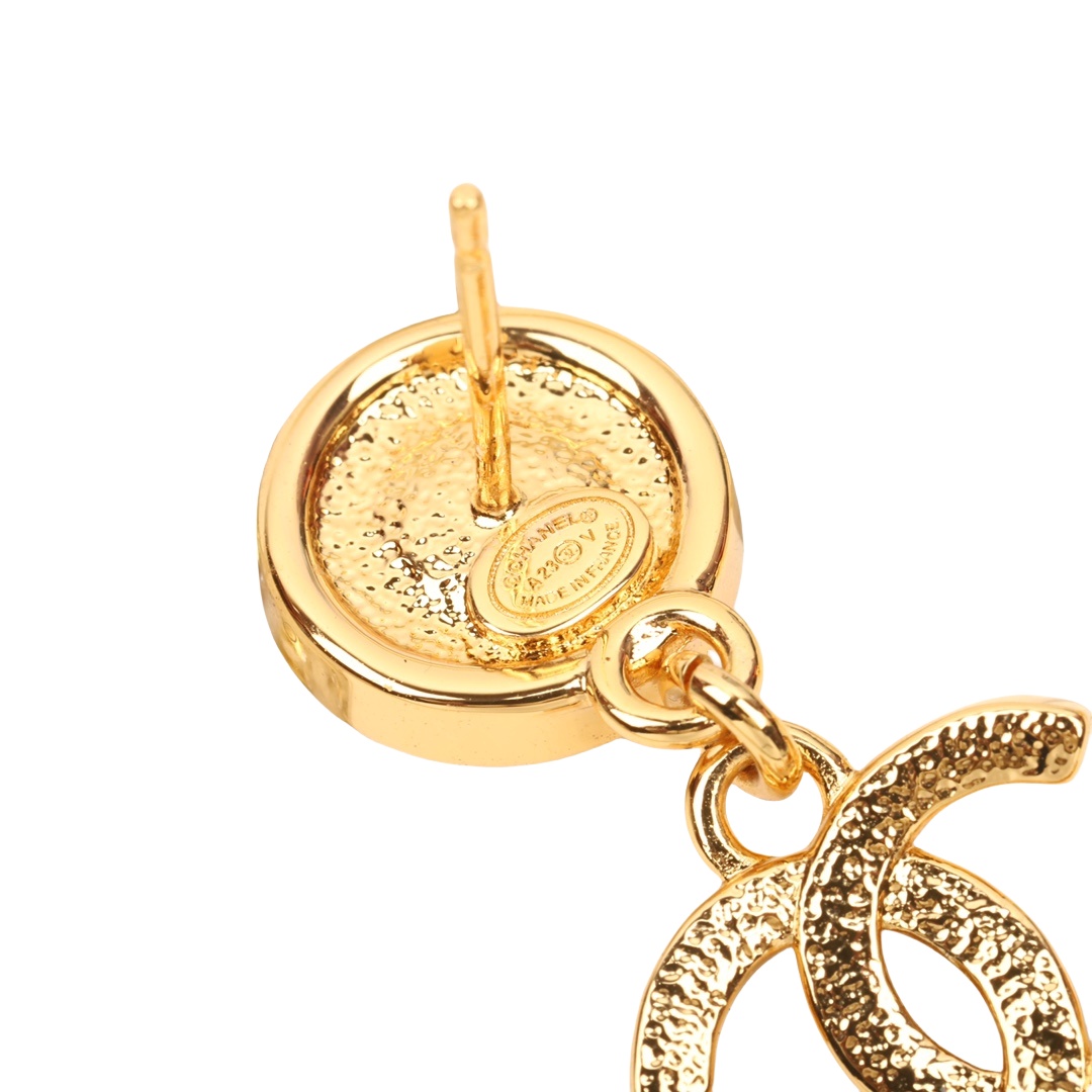 CCE011 Pink crystal with crystal CC logo and pearl drop earring - ccjewelryacc