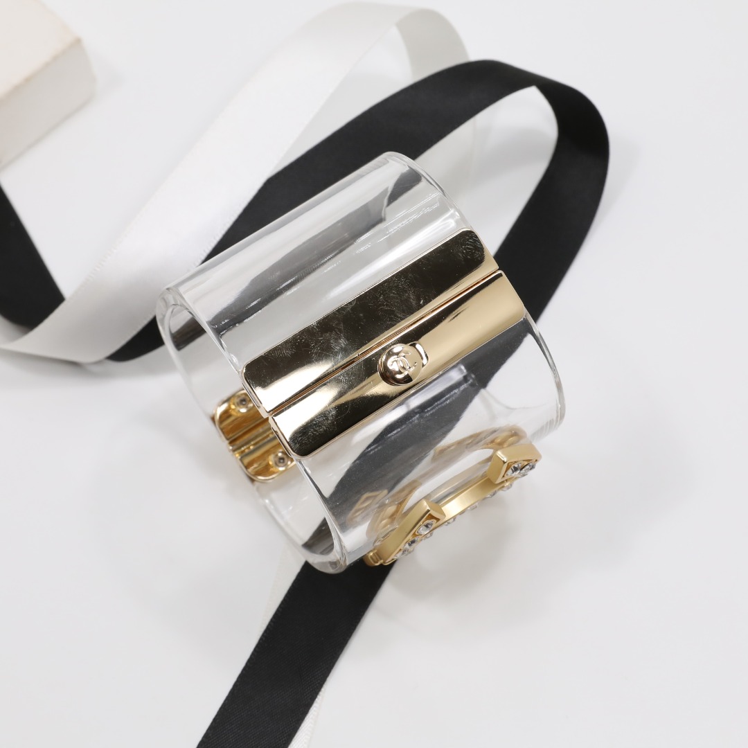 CCS058 CC Acrylic cuff bracelet - ccjewelryacc
