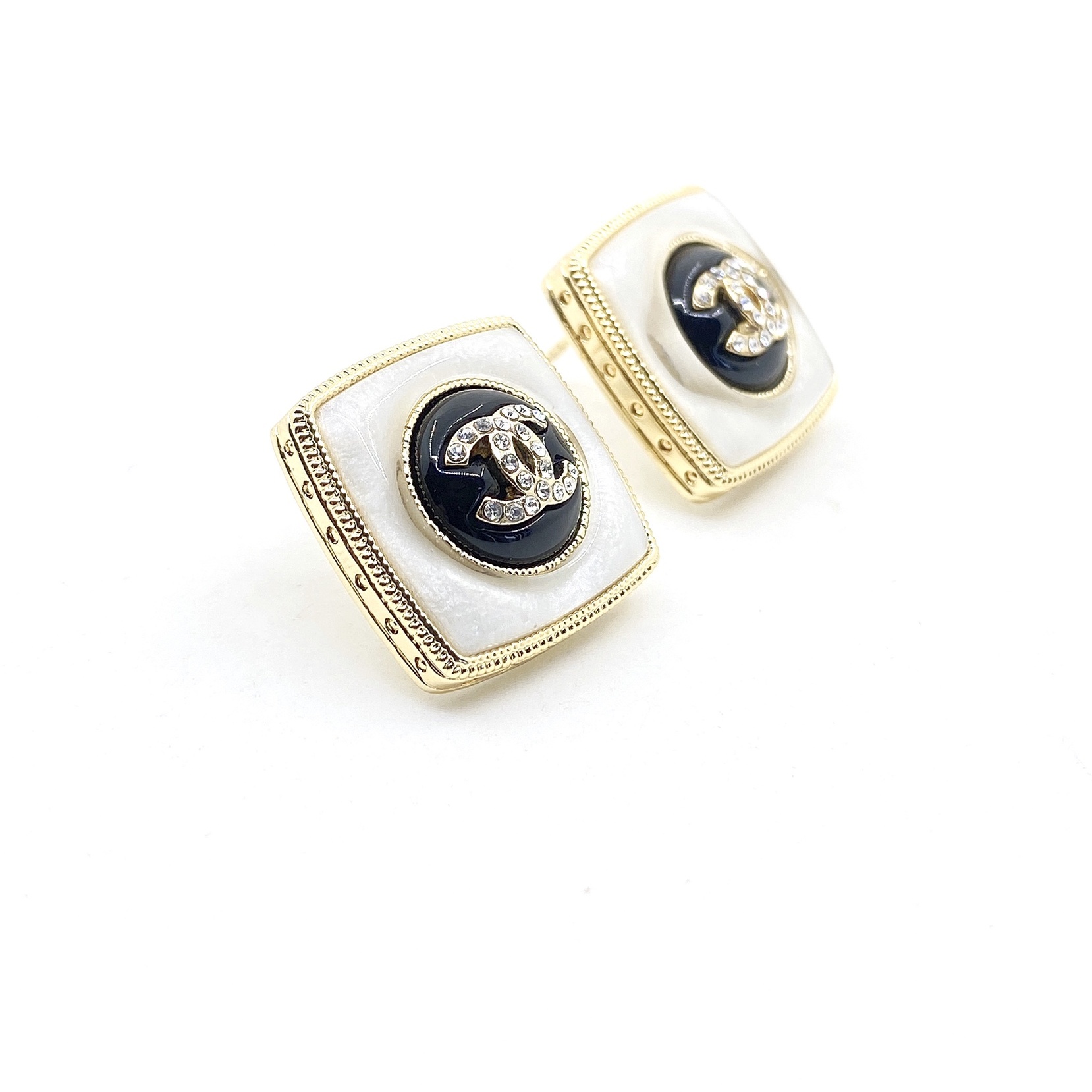 CCE016 Square mother of pearl with crystal CC logo stud earring - ccfashionjewelry