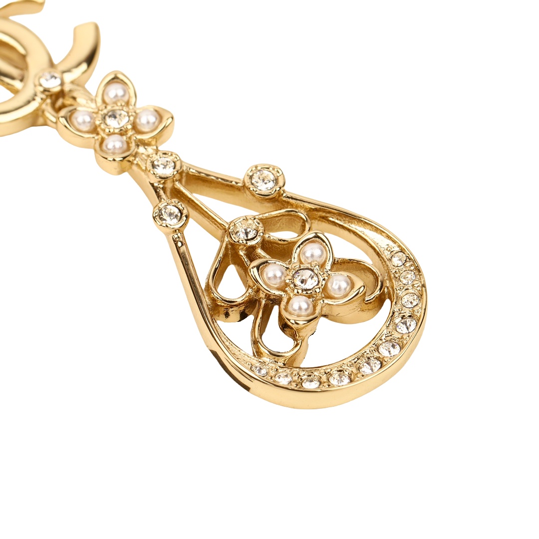 CCE234 Chanel 24C pearl flower drop earrings - ccjewelryacc
