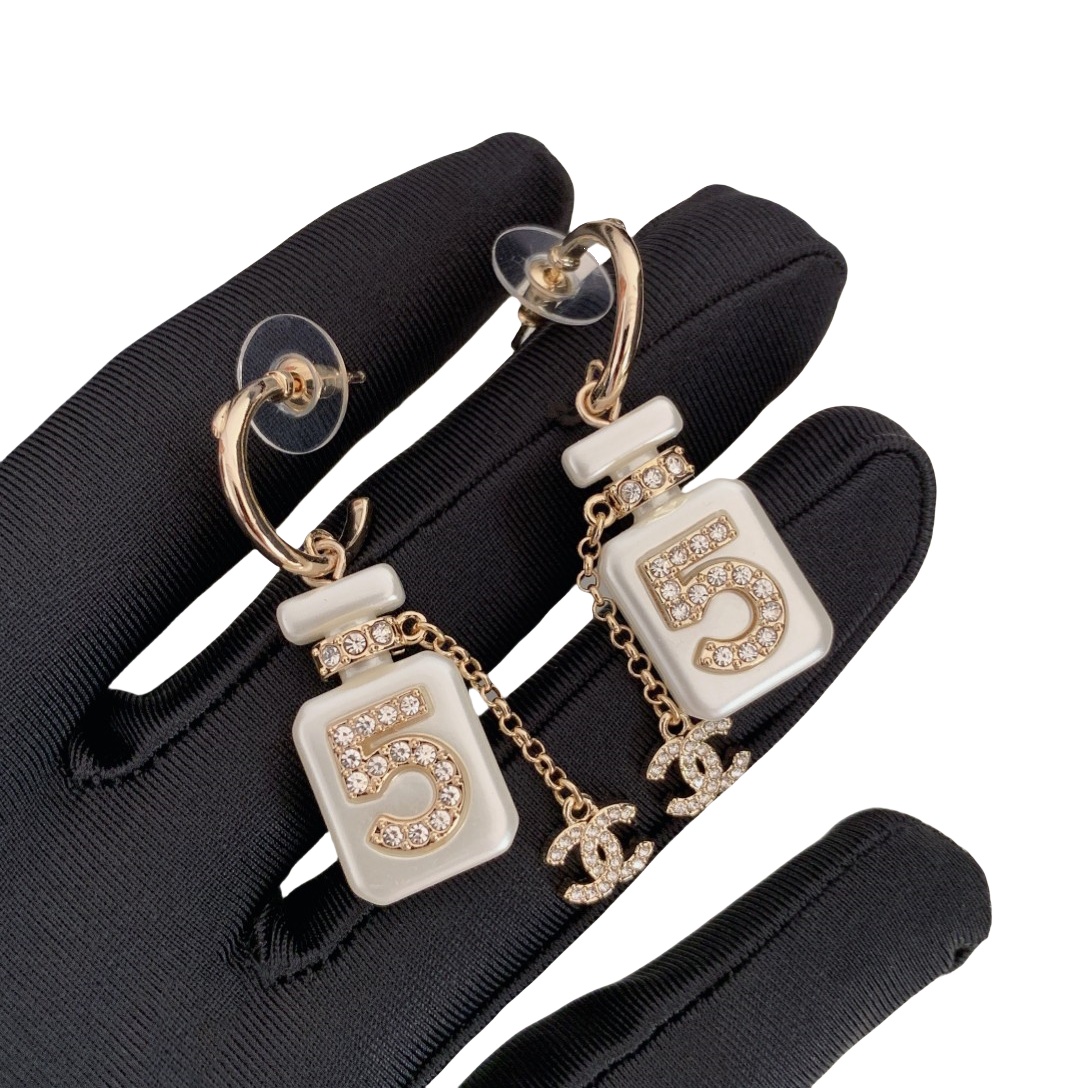 CCE041 Chanel White Number 5 perfume bottle with CC logo drop earring - ccjewelryacc