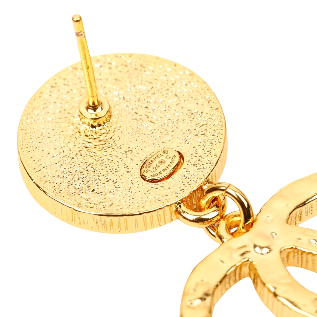 CCE500 Black enamel CC logo drop earring - ccjewelryacc