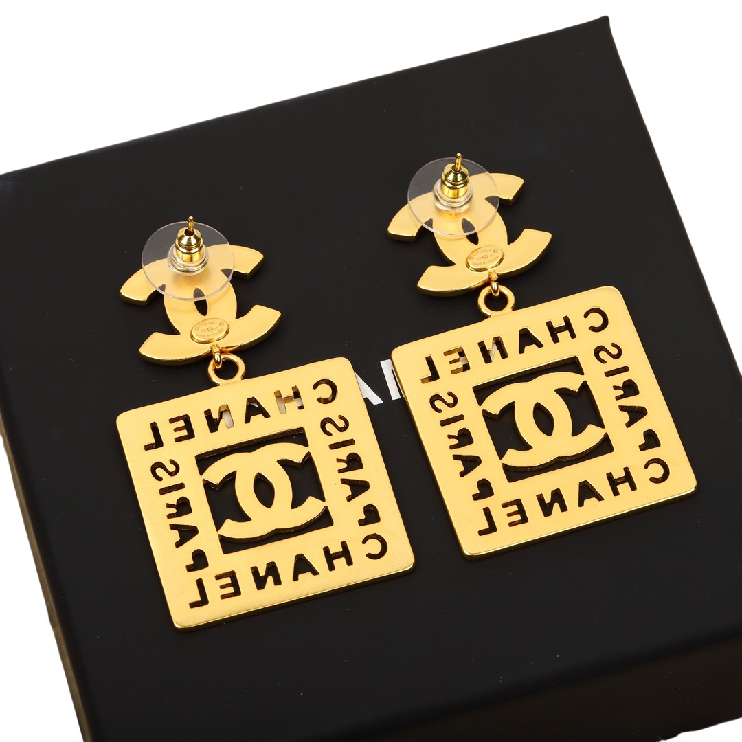 CCE229 Vintage Gold hollow out chanel label symbol drop Earring - ccfashionjewelry