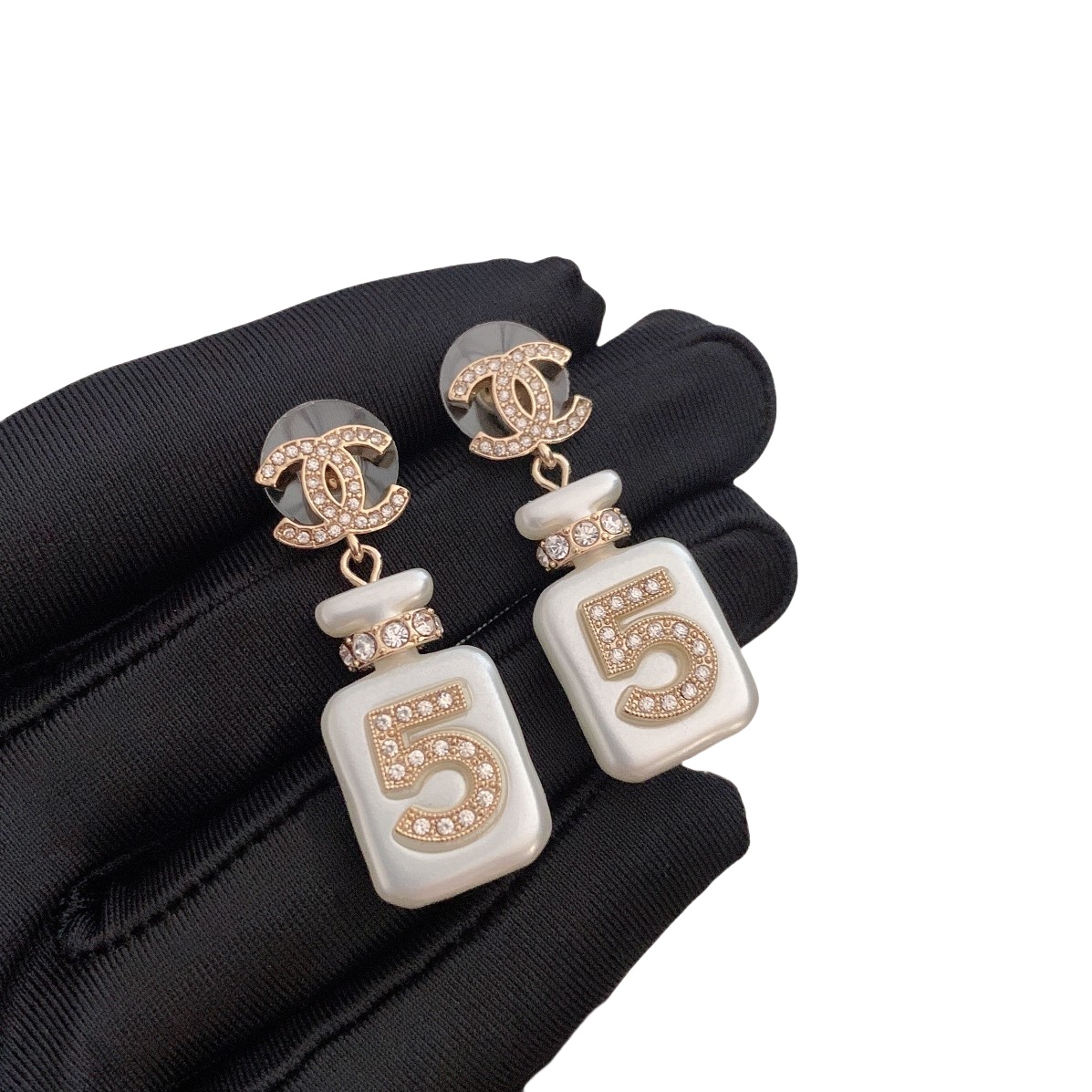 CCE041 Chanel White Number 5 perfume bottle with CC logo drop earring - ccjewelryacc