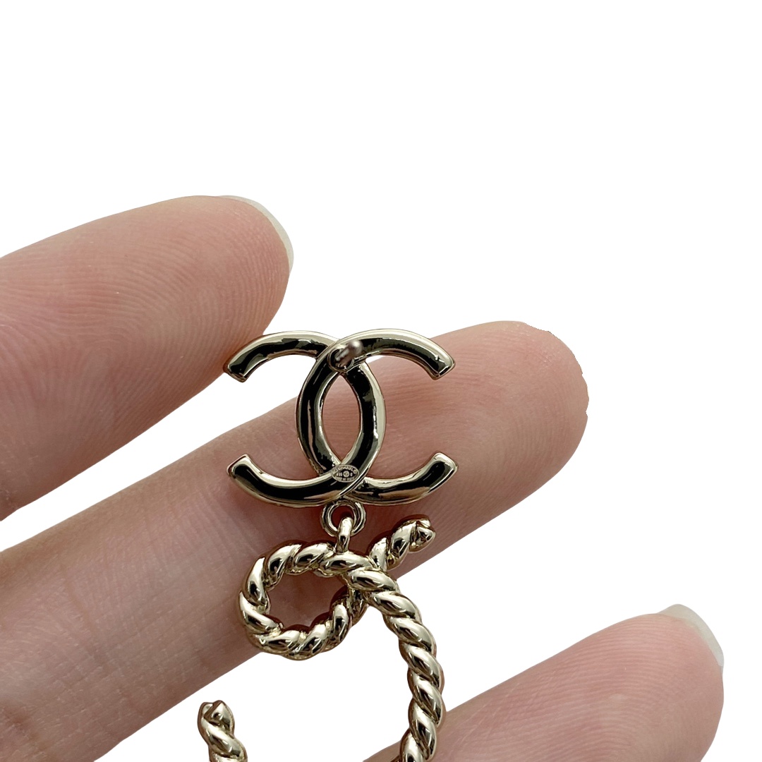 CCE235 Chanel Twist metal letters stud drop earring - ccjewelryacc