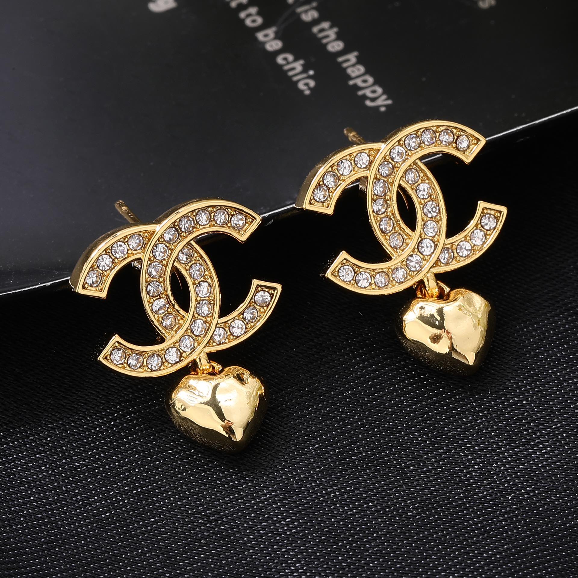 CCE110 Chanel Metal gold heart with crystal cc logo earrings - ccjewelryacc