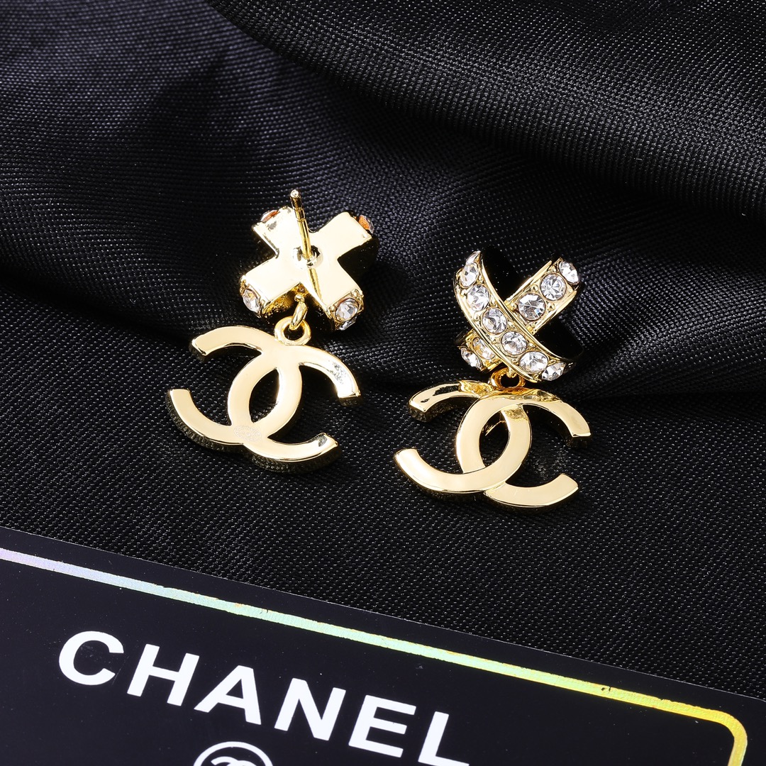 CCE603 Chanel Metal crystal cross element with cc logo stud earring - ccjewelryacc
