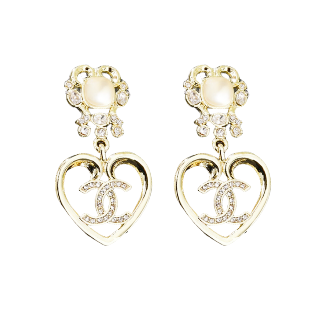 CCE205 Chanel metal crystal heart earrings - ccjewelryacc
