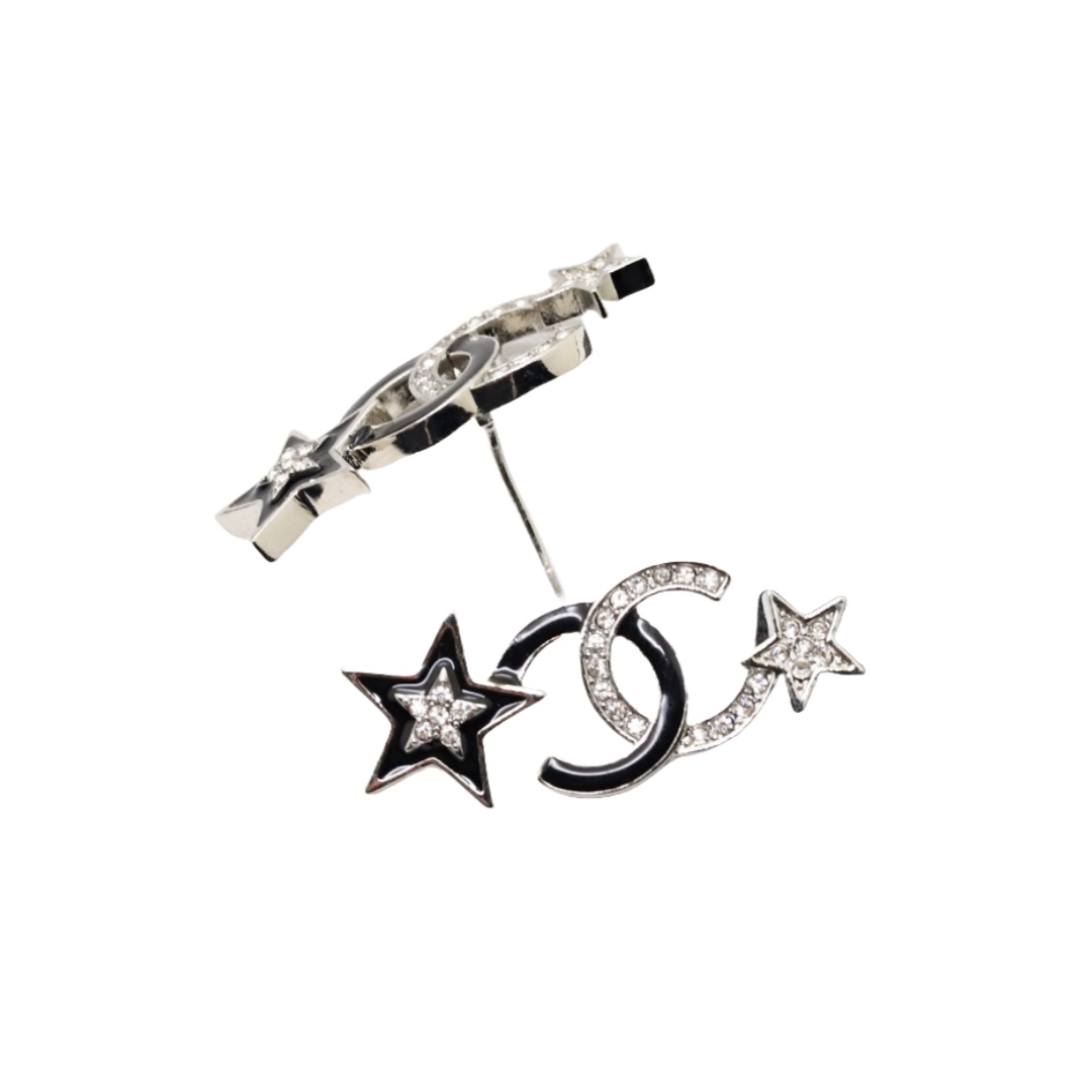 CCE137 Chanel crystal and black enamel star CC logo stud earring - ccjewelryacc