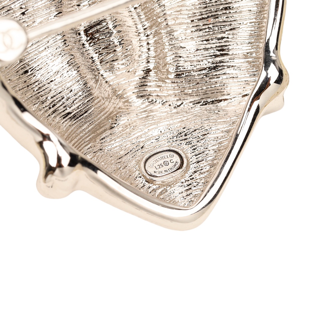 BCB535  24P Chanel metal Anchor heart Brooch pin - ccjewelryacc