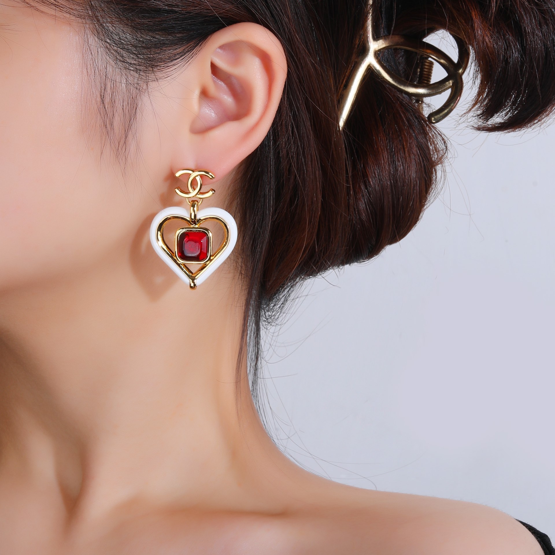 CCE052 Chanel pink/red heart drop earrings - ccjewelryacc