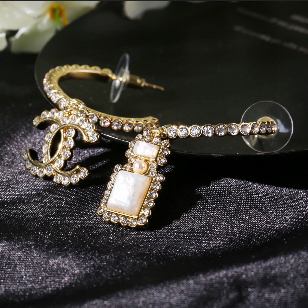 CCE055 Chanel crystal perfume bottle hook earrings - ccjewelryacc