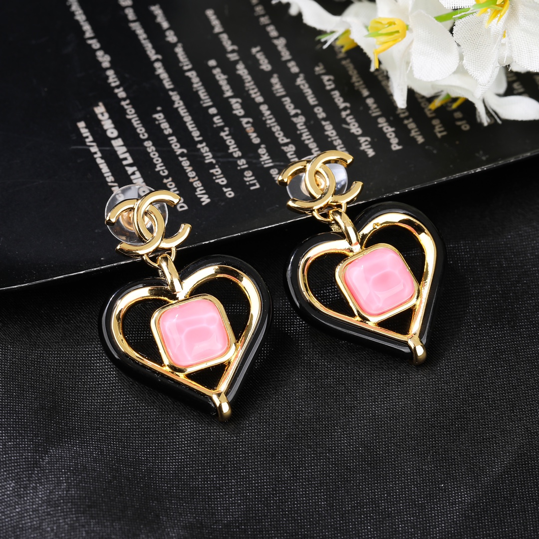 CCE052 Chanel pink/red heart drop earrings - ccjewelryacc