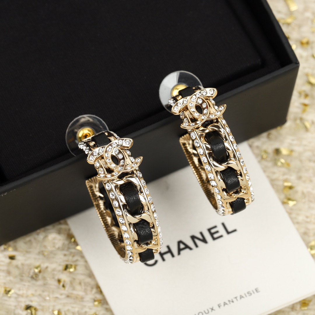 CCE067 Chanel metal leather hook earrings with crystal - ccjewelryacc