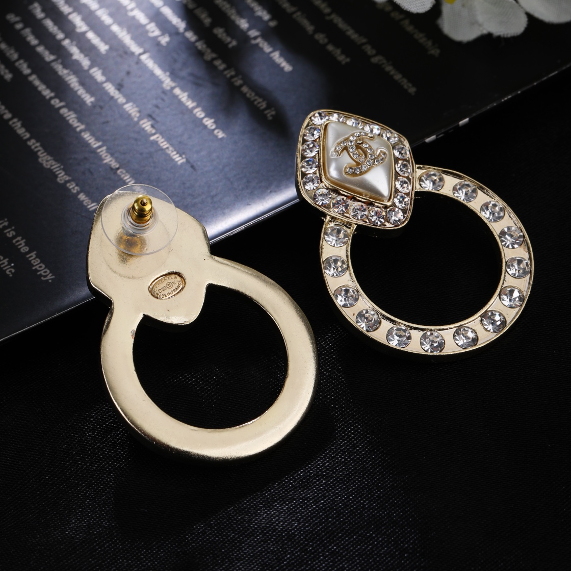 CCE097 Chanel crystal rhombus stud earrings - ccjewelryacc