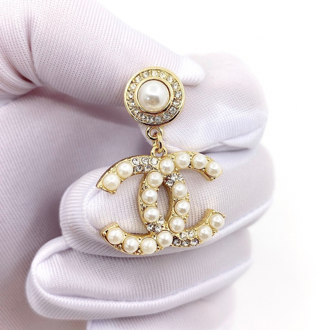 CCE080 Chanel crystal and pearls drop earrings - ccjewelryacc